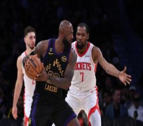 在没有库里的情况下杜兰特在季后赛仅赢过詹姆斯一场比赛