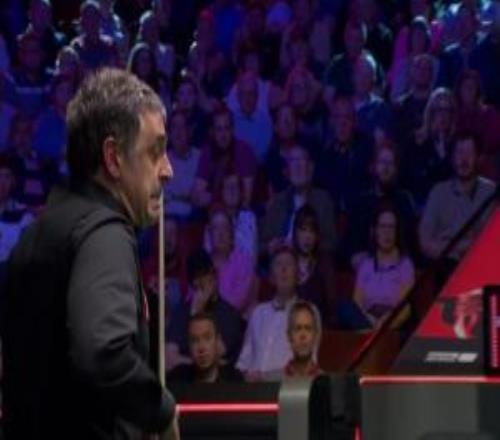 克鲁斯堡的憨豆先生奥沙利文离谱呲杆失误，瞬间贡献表情包