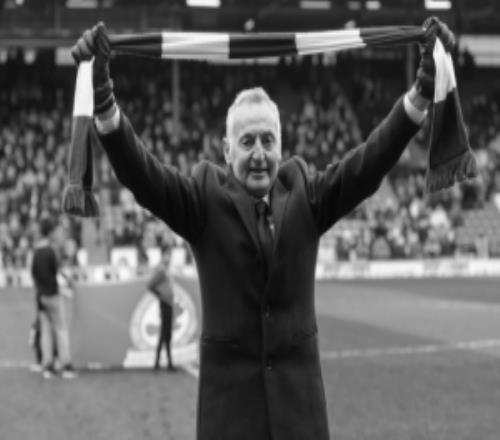 R.I.P.布莱克本76岁传奇托尼帕克斯去世一生为俱乐部服务34年