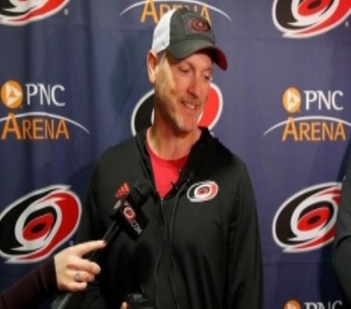 萧华维护开拓者新老板：买球队就花45亿说他抠门简直不可思议