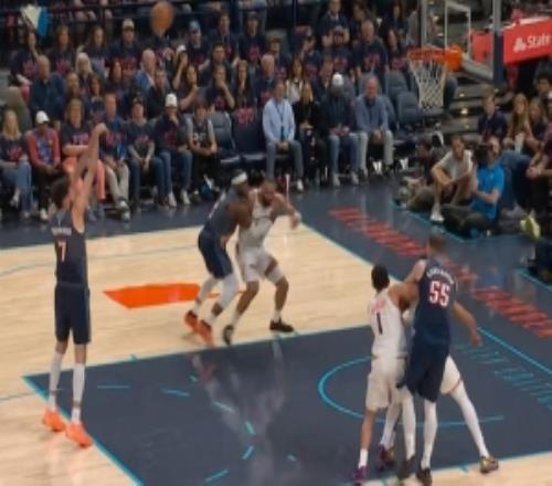 NBA官方：狄龙布鲁克斯和多特昨日第三节的双方技犯也被撤销