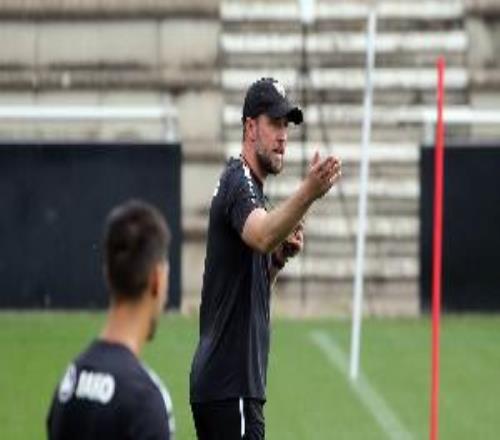 小赫内斯：这是一场非常激烈的比赛，我们的表现配得上晋级决赛