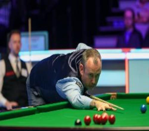 斯诺克世锦赛16进8轮次第一阶段：威廉姆斯和霍金斯战成44平
