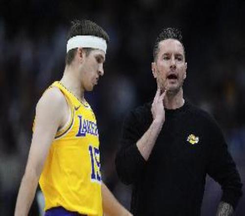 里夫斯的恢复进展如何雷迪克：他在持续进步一切顺利