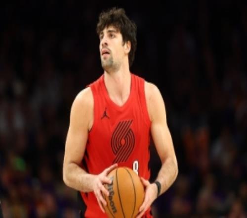 霍里：MIP我选阿夫迪亚他是全明星&带队进了季后赛