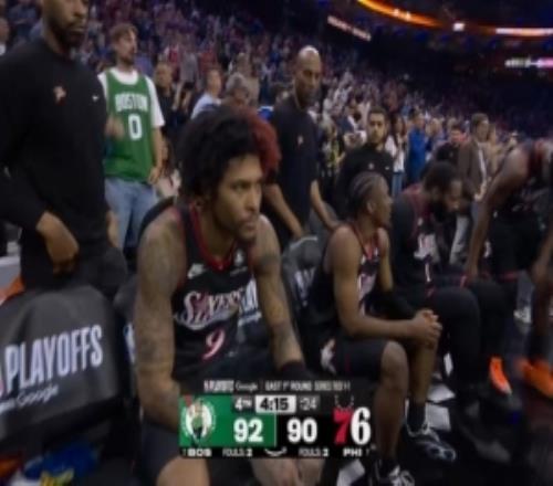 白热化！乌布雷冲击上篮得手76人追到2分打停凯尔特人