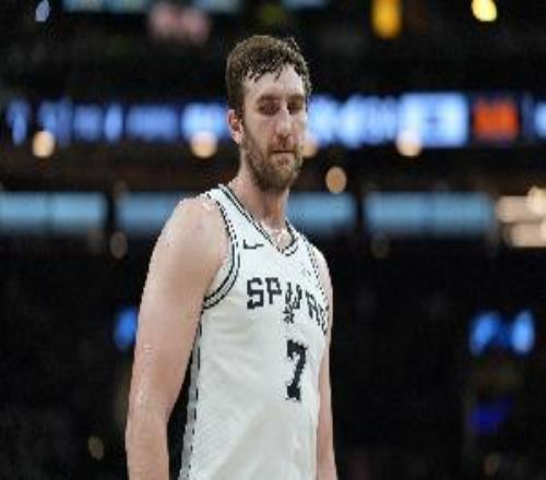 马刺VS开拓者首发：科内特顶替文班开拓者延续常规首发