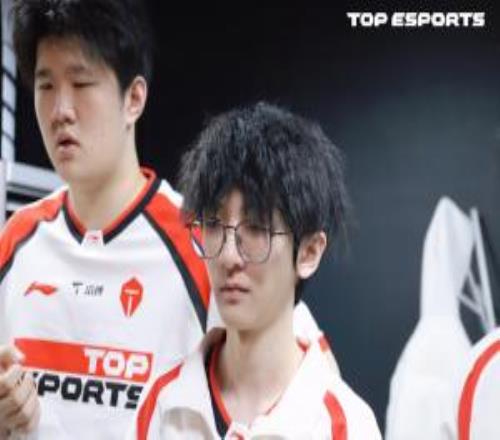 9哥队安勿念！小将Zuian表现出色两局战绩合计7615！