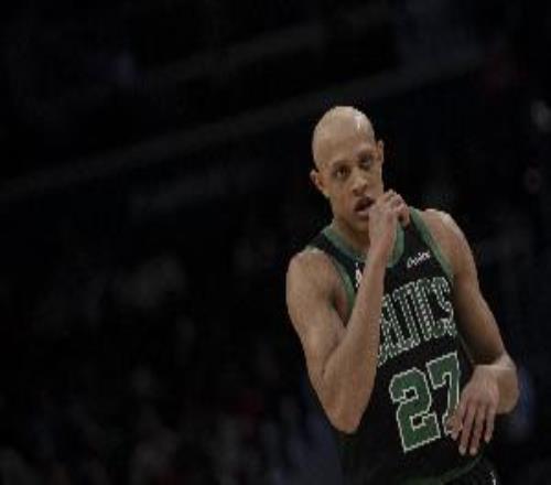 你是会赢分的！沃尔什全场0命中仅有5篮板但正负值+18并列最高