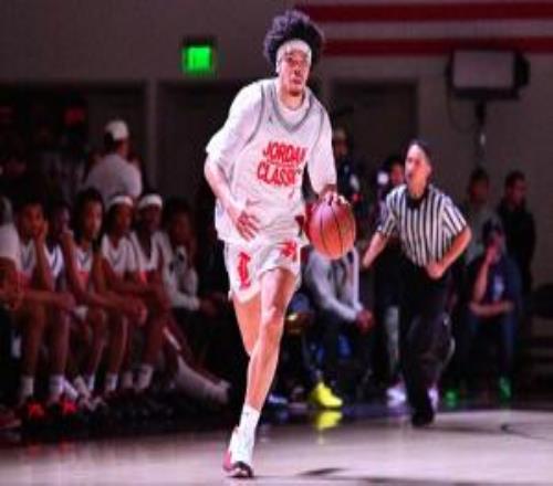 明年状元全美第一高中生斯托克斯承诺加盟堪萨斯大学曾砍63分