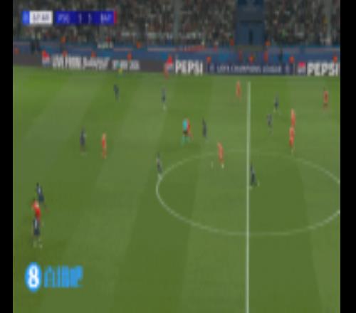 VAR确认有效！凯恩长传助攻，迪亚斯单打马基破门！拜仁45巴黎！