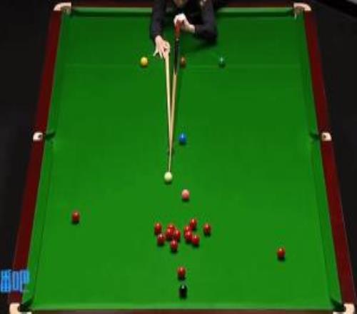 缔造名场面！赵心童上演“一石三鸟”，一杆打进三颗红球