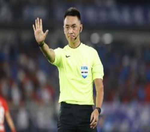 直播吧：中国裁判杜健鑫、汤朝将参与U17亚洲杯的执法工作