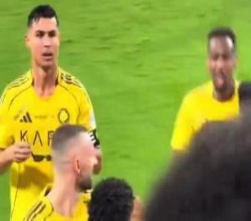 总裁有活儿C罗从地上捡起墨镜，科曼戴上墨镜酷酷庆祝