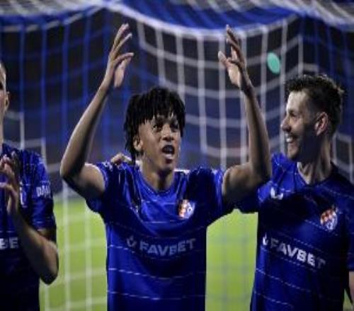 每体：巴萨正关注17岁小将卡尔多索瓦雷拉，已为其备好引援方案