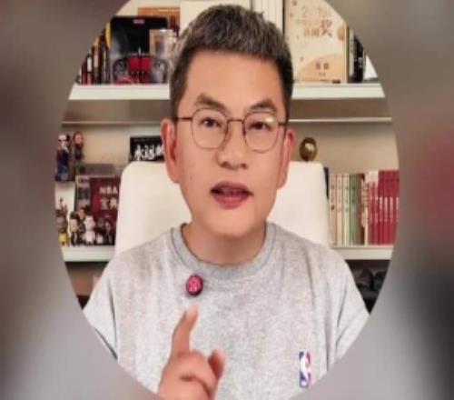 苏群：马刺输球主要原因是三分文班需合理配比两分和三分出手数