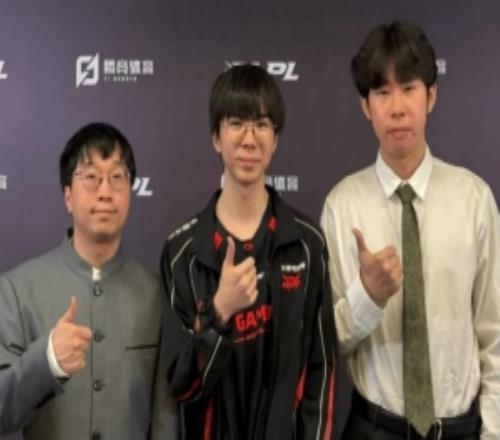 Tabe教练：最近投入很多时间训练新版本，过程都非常充实