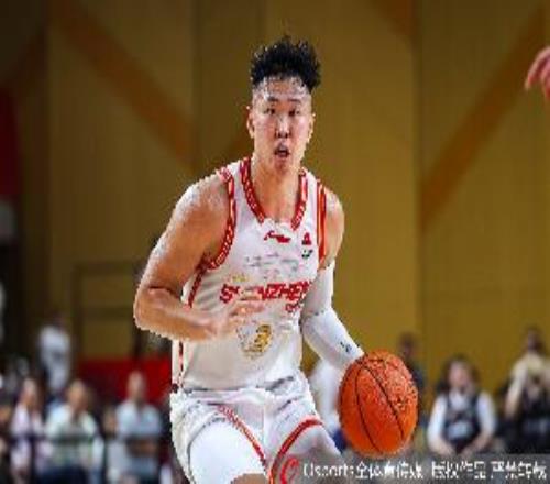 媒体人：深圳在给贺希宁创造机会方面不够耐心大秋孙总太默契了