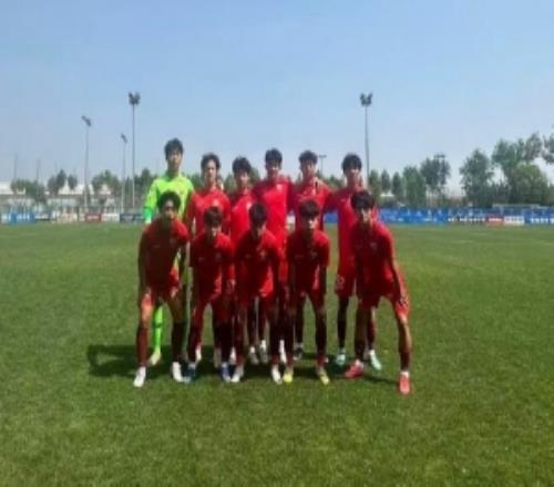 中青赛男子U20组排位赛第二阶段，上海海港U20队前3轮2胜1负