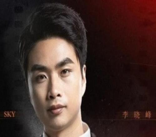 WE官方：祝老板Sky李晓峰生日快乐，万事顺意