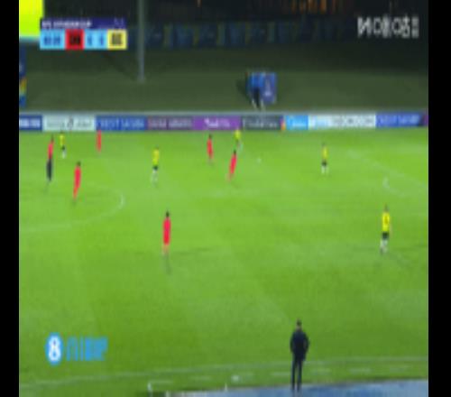 U17国足10领先澳大利亚!帅惟浩推射破门,周雨诺抢断后送助攻