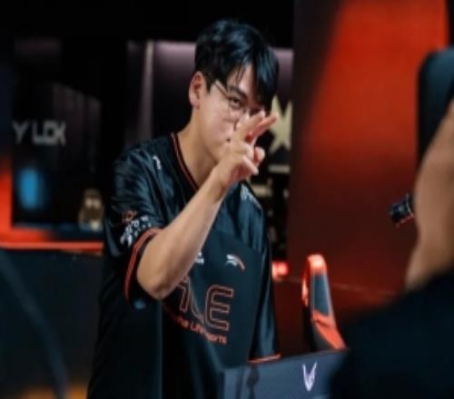 Guma：艾希阵亡多了给对手提供的经济并不多，所以我认为没关系