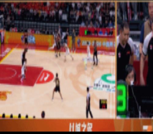 广厦挑战成功拿到球权塔克凌波微步冲进内线起飞暴扣