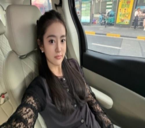 JKL女友五五晒日常和美食照片：体重直线上涨的最近：