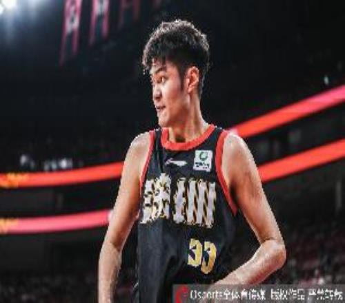 高效发挥难救主！王浩然10中6拿到17分7板1助1帽罚球5中4