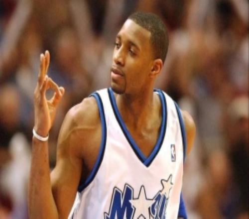 白马长枪祝NBA名宿、名人堂成员麦迪47岁生日快乐！