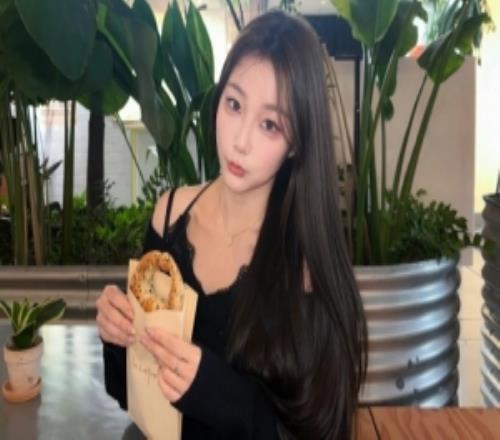 英文流解说Kitty晒照：安安