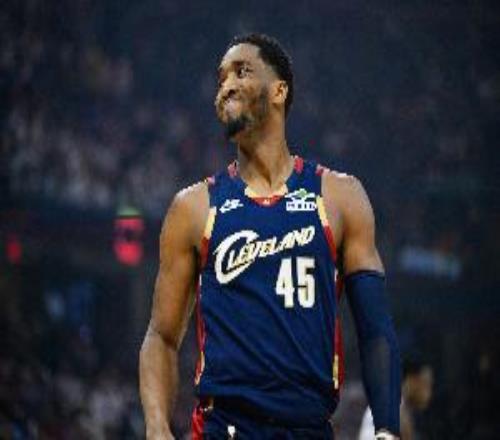 米切尔:尼克斯球迷征战客场是一贯的风格但骑士的球迷世界最佳
