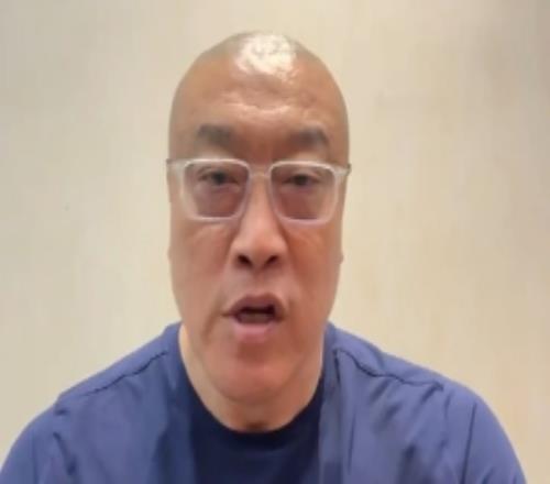 马健：马刺赢球核心是放弃无脑夹击SGA文班打出超巨表现统治攻防
