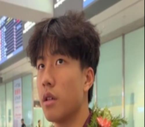谢晋：主力或替补取决于教练，比赛虽然输了但我们以后会打回来