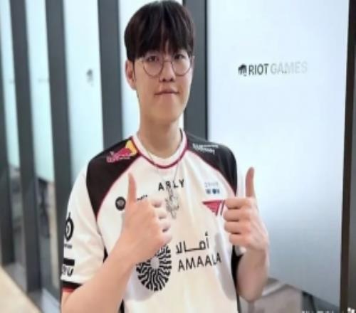 Oner：选手个人状态正在回升，连胜所以氛围本身很好