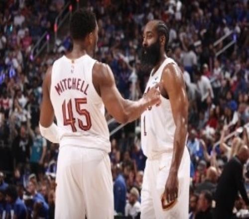 骑士续约米切尔&哈登再战一年还是拆队追LBJ&字母哥豪赌一次