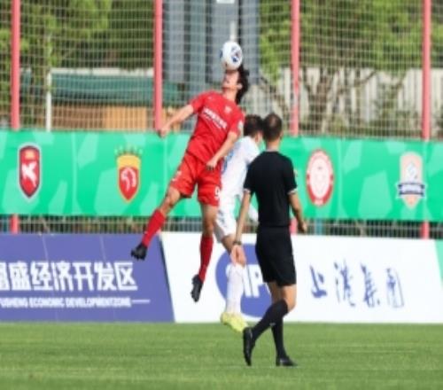中乙第十轮，上海海港富盛经开队驻场10战胜兰州陇原竞技队