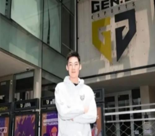 算人身攻击吗GENCEO回应网友：Kiin该当理发师，给你整个好发型