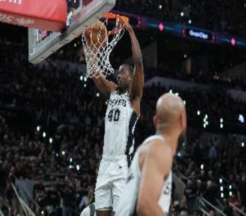 NBA历史球员生日当天出战抢七保持全胜G7马刺老将巴恩斯生日！