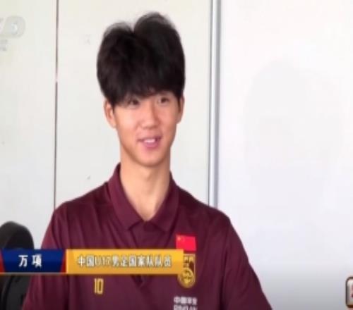 万项谈决战日本：无谓开大脚相当于自杀，失球不是一个人的问题