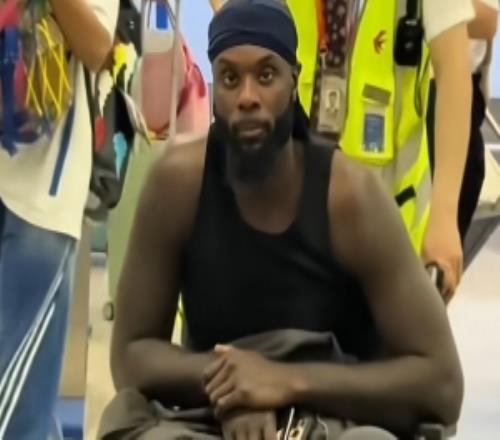 上飞机前没事落地半月板撕裂史蒂芬森中国行三场百分大战取消