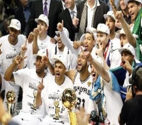 12年前的NBA马刺打散三巨头库里初见峥嵘阿杜MVP约基奇41号秀