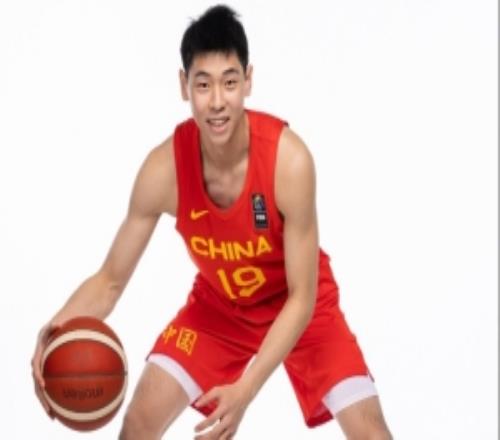 需要找回状态！崔永熙7投1中&罚球2中2得4分5板2助2断正负值+11