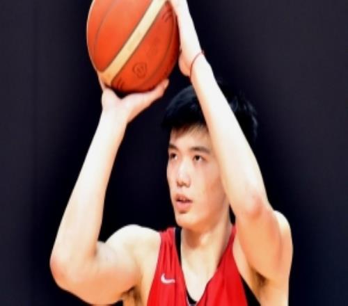 终结可以！焦泊乔13分钟6中3拿到8分3板罚球2中2