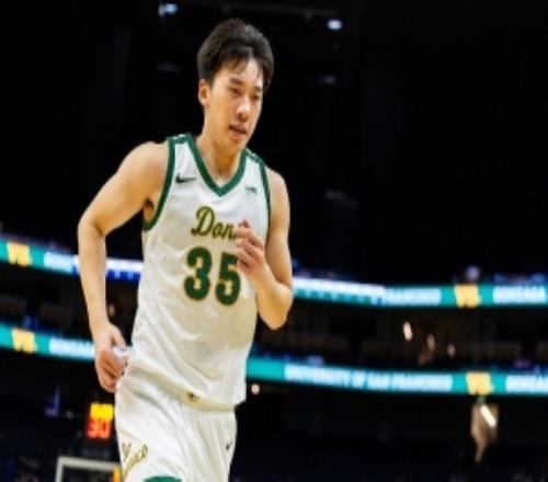 王俊杰：离开旧金山大学因主帅对我意见很大也没得到重要的角色