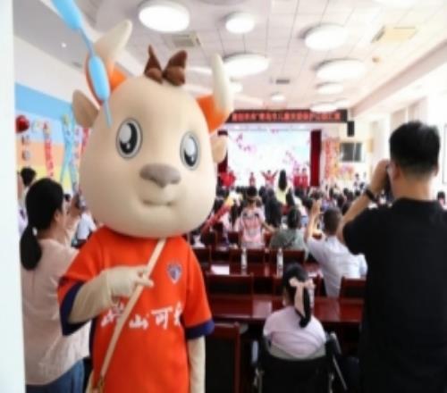 公益青岛海牛助力青岛市困境儿童关爱保护公益汇演