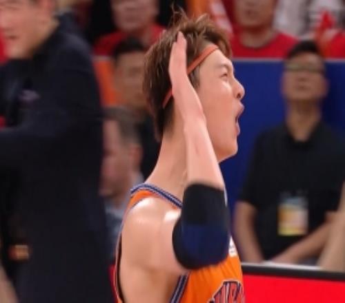 媒体人：王哲林从此职业生涯彻底圆满久事当年重注他也终获回报
