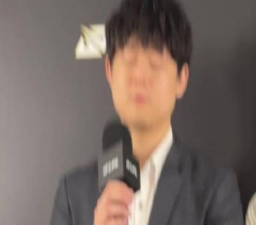 TES教练：我觉得Monki自带体系但这个体系会让边线很难提到经济