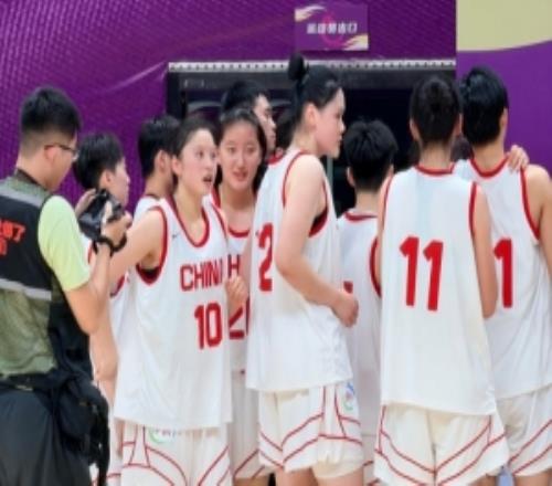 中国U17女篮热身赛击败新西兰拿首胜李沅珊30分庞云舒11分14板