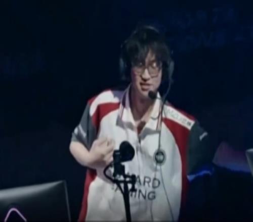 EDGJieni7：我喜欢尝试新东西，我觉得我还没到真正最厉害的时候